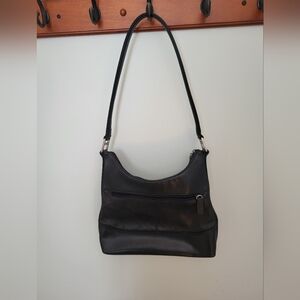 Coletta‎ Black Leather Shoulder Bag Purse Zip Closure Single Strap